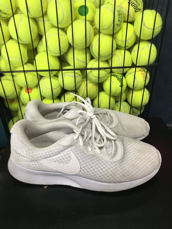 Used Nike Senior 9 Footwear Running