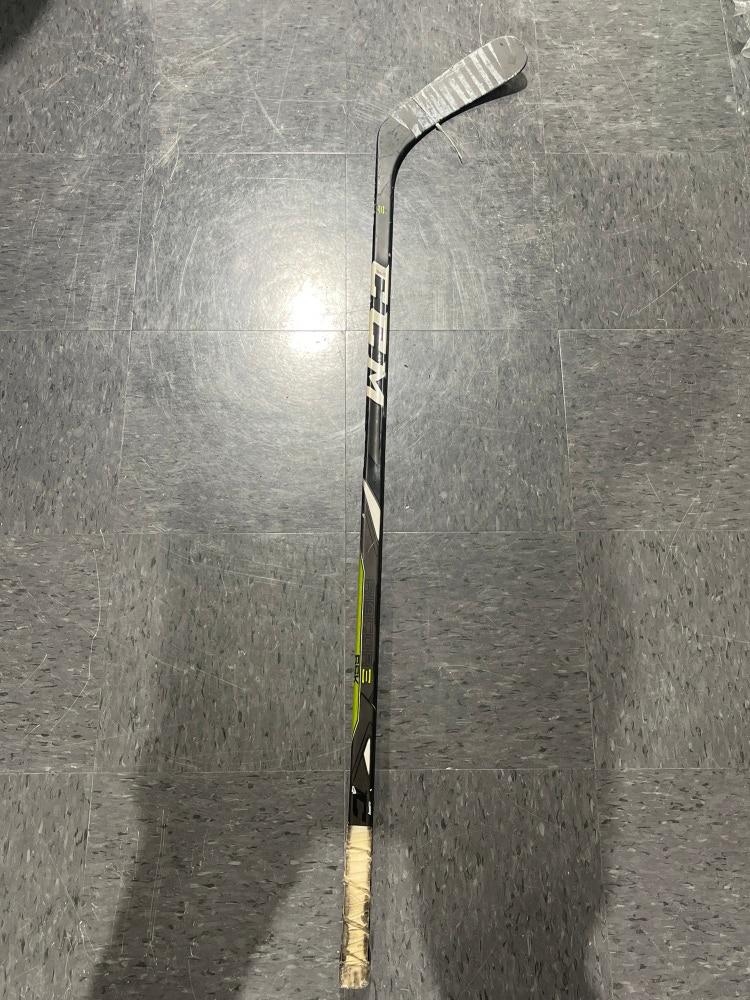 Used Junior CCM RibCor 65k Right Hockey Stick P29