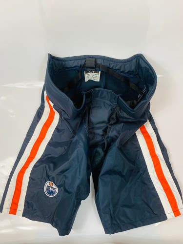 Edmonton Oilers New XL CCM Pro Stock Pant Shell