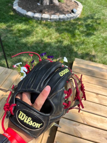 Infield 11.5" A2000 Baseball Glove