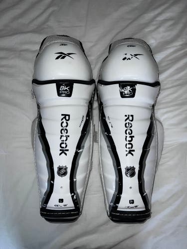REEBOK 8K PRO SHIN PADS (JOFA 5090) *RARE*