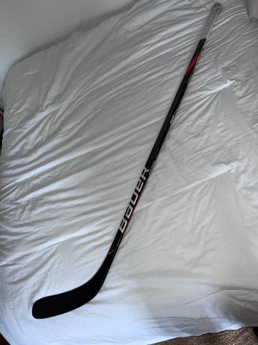 BAUER VAPOR 2X TEAM GRIP COMPOSITE HOCKEY STICK