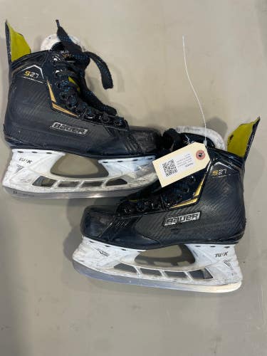 Intermediate Used Bauer Supreme S27 Hockey Skates EE (Extra Wide) 5.5