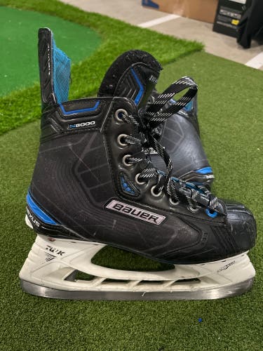 Senior Used Bauer Nexus N8000 Hockey Skates 5.5 EE