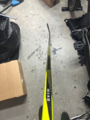 Used Right Handed MC, 85 Flex, Catalyst 9X Hockey Stick