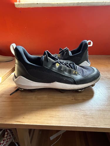 Used Molded Cleats Under Armour Bryce harper