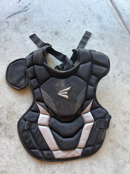 Brand New Nike Catchers Gear 16-17 Navy Black Red Adult Size Shinguards  Chest Protector Nike for Sale in West Covina, CA - OfferUp