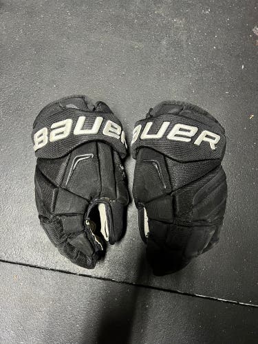 Bauer 13"  Vapor APX2 Gloves