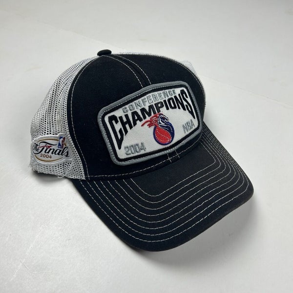 47 Clean Up Adjustable Detroit Pistons Black Cap Hat Signed by