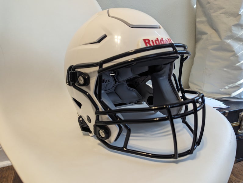 Riddell speedflex hot sale youth medium