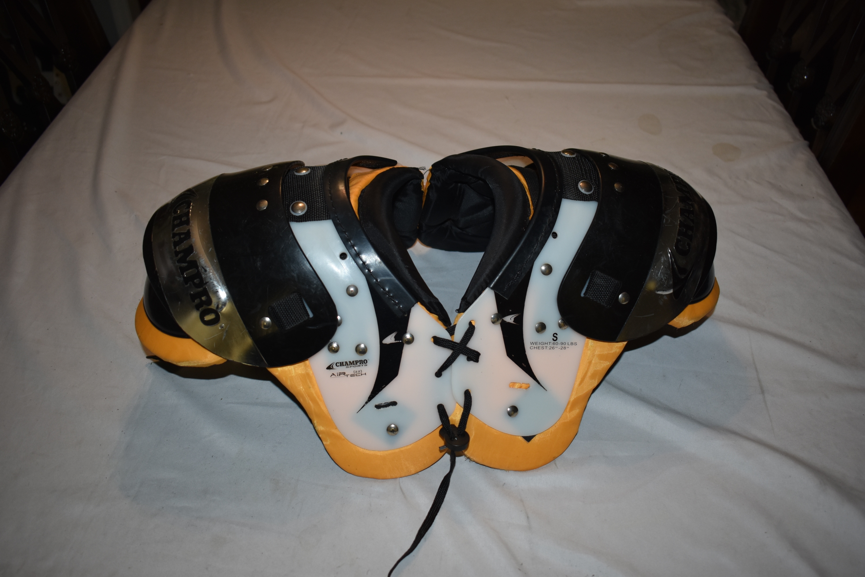Champro Airtech 2.2 Football Shoulder Pads, Youth Small