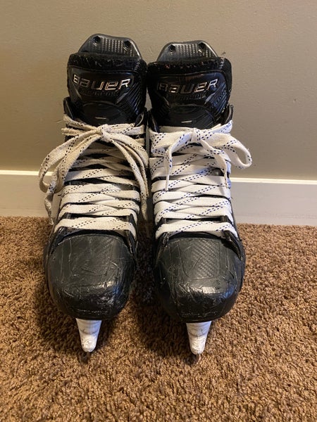 Senior Bauer Size 9.5 Supreme Mach Hockey Skates