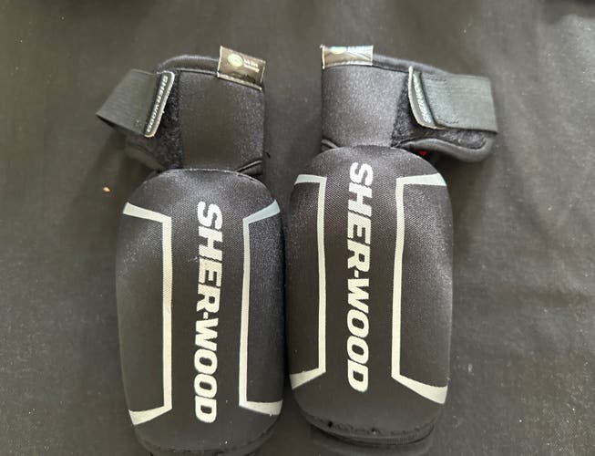 Used Small Sher-Wood M60 Elbow Pads
