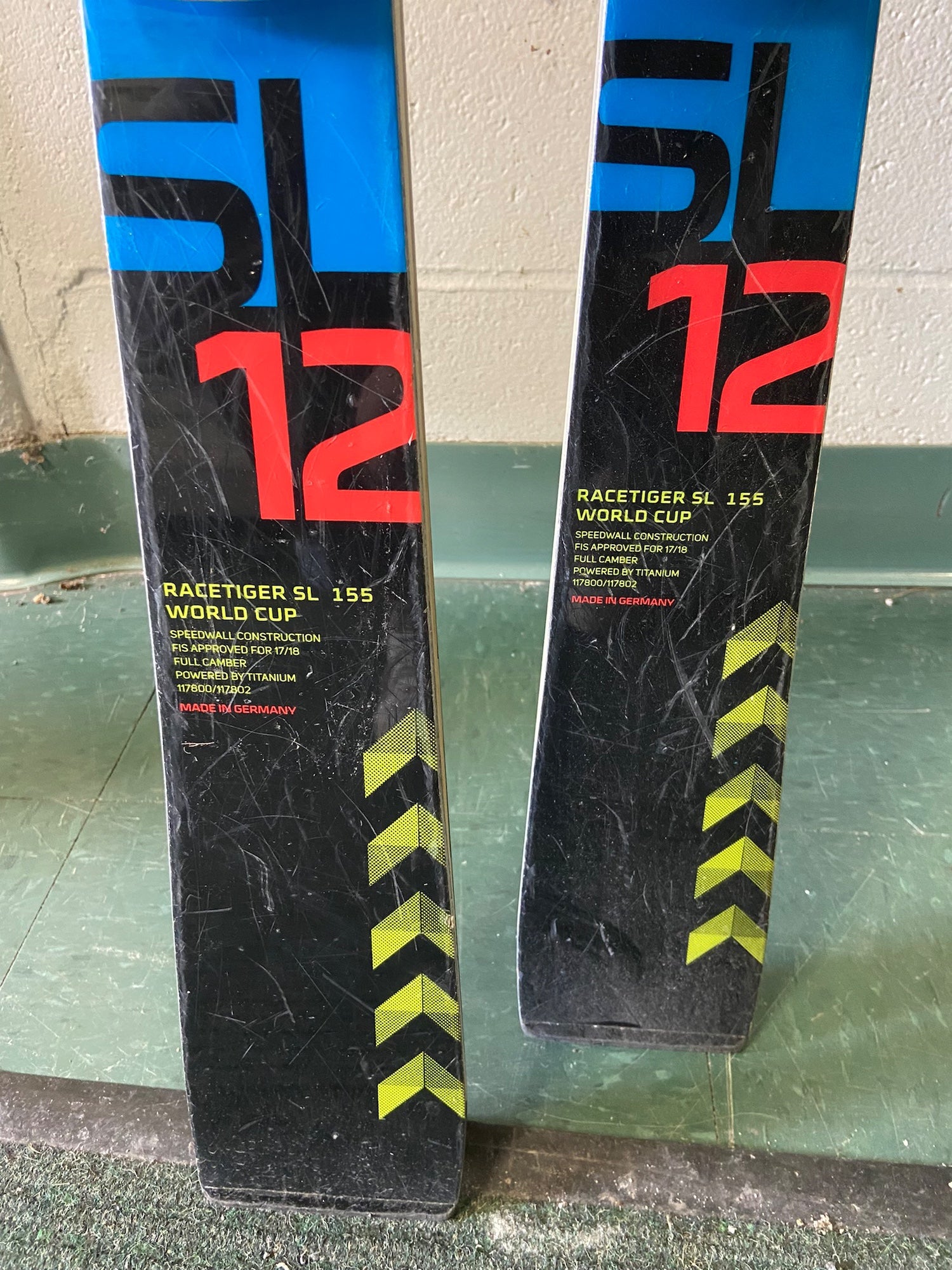 Volkl 2017 Racetiger SL Skis With Bindings | SidelineSwap | Buy