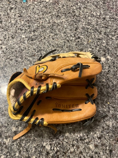 Bradley Custom Glove Models