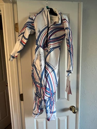 Unisex New Medium Youth 10/12 Spyder Ski Suit