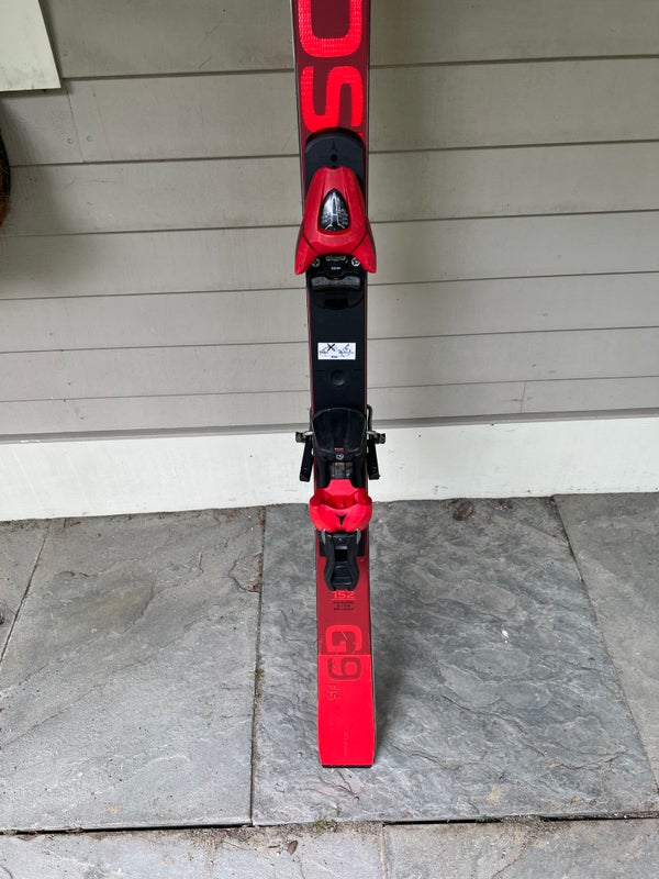 Used 2023 Atomic 152 cm Racing Redster G9 Skis With Bindings Max Din 10