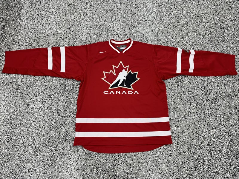 Vintage Team Canada Nike Hockey jersey M