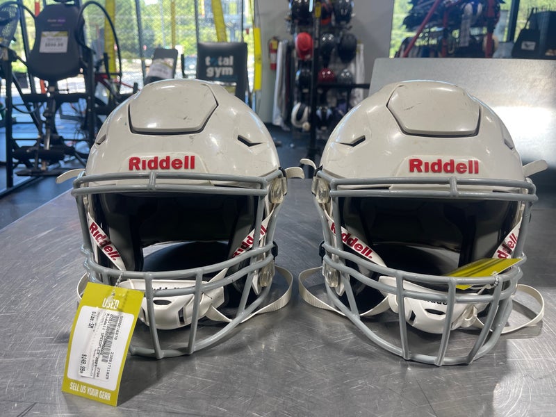 Used Riddell SPEED FLEX YOUTH SM Football Helmets