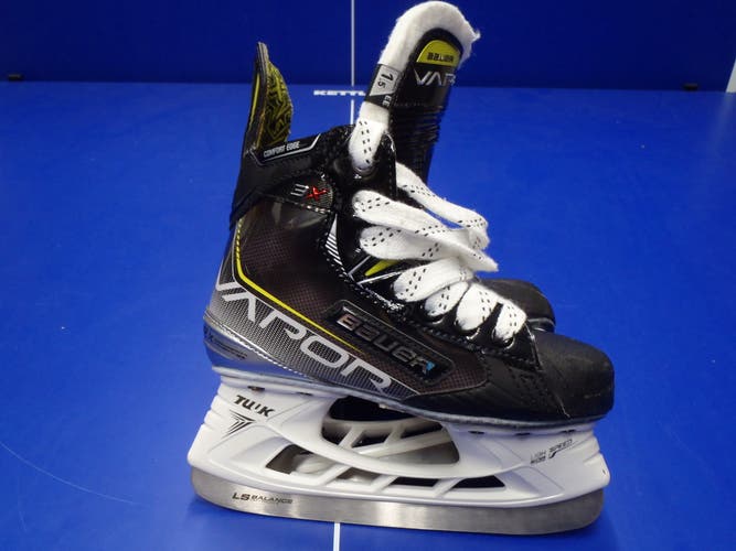 Bauer Vapor 3X Hockey Skates 1.5EE