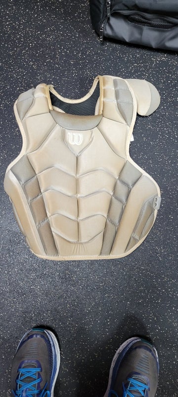 Wilson Adult Baseball Catchers Gear Used for Sale in Aliso Viejo