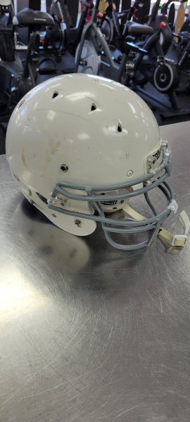 Used Schutt WHITE FB HELMET YOUTH LG Football Helmets Football Helmets