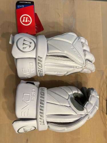 (New) Warrior Medium Evo Pro Lacrosse Gloves