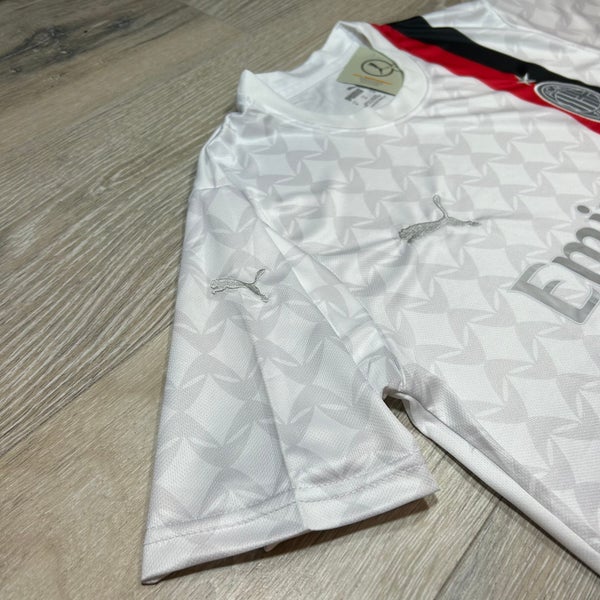 AC Milan 21/22 away kit – Ibra 11 – IDFD blog