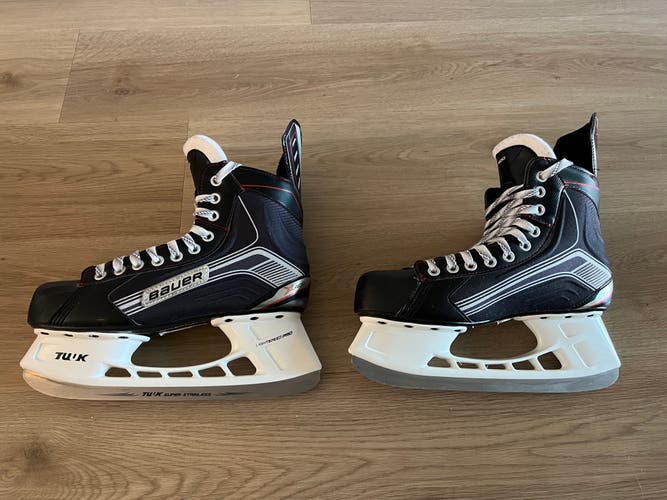 Like New Senior Used Bauer Vapor X400 Hockey Skates Regular Width Size 8