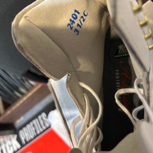 New old stock Jackson figure skates DJ 2401 white size 3.5