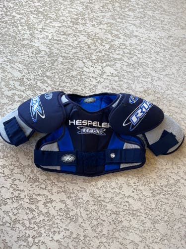 E2-1 Senior Used Small Hespeler Hockey Shoulder Pads Retail