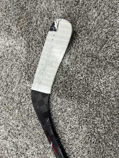 Senior Right Handed P88 vapor hyperlite 2 Hockey Stick