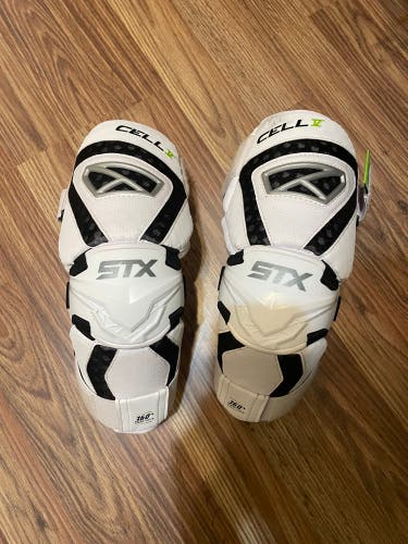 Used Medium STX Cell IV Arm Pads