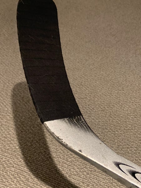 New Easton Stealth S19 Sakic 100 Left Handed Hockey Stick - Mid