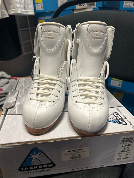 New old stock Jackson DJ 2800 white premiere skate boots size 6.5 wide