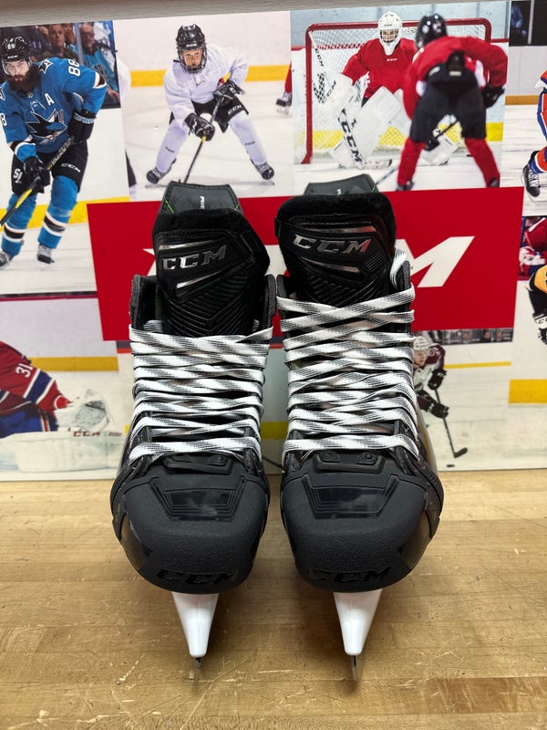 New CCM RibCor 100k Pro Hockey Skates Regular Width Size 7.5