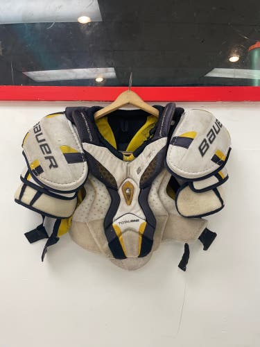 Hockey Shoulder pads
