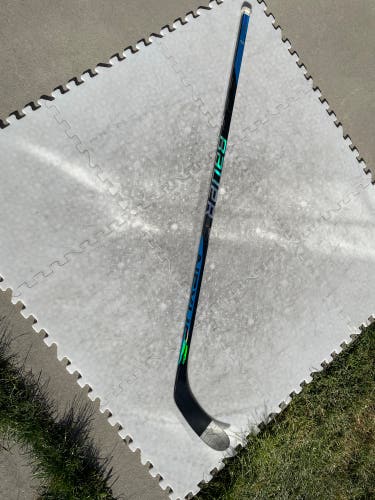 Senior Left Hand P28  Nexus Sync Hockey Stick