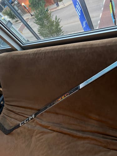 New Right Handed P28 JetSpeed FT6 Pro Hockey Stick