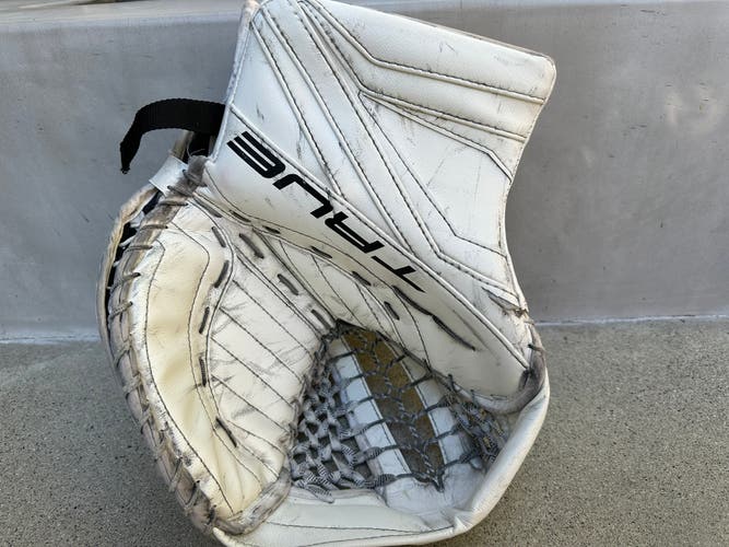 TRUE 12.2 Hockey glove and blocker set senior