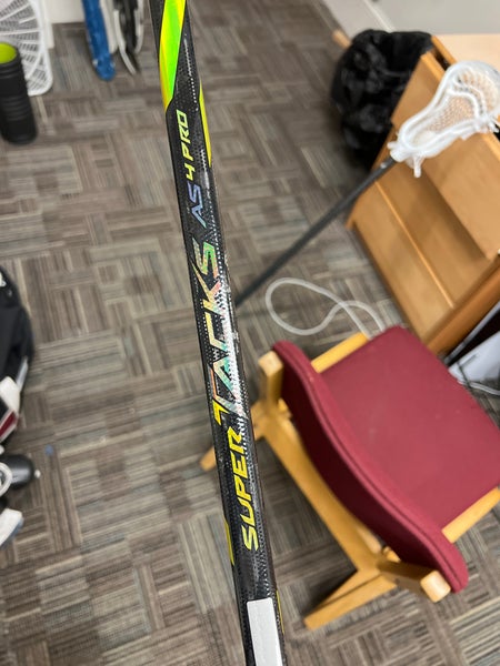 Senior Left Hand P29 Super Tacks AS4 Pro Hockey Stick
