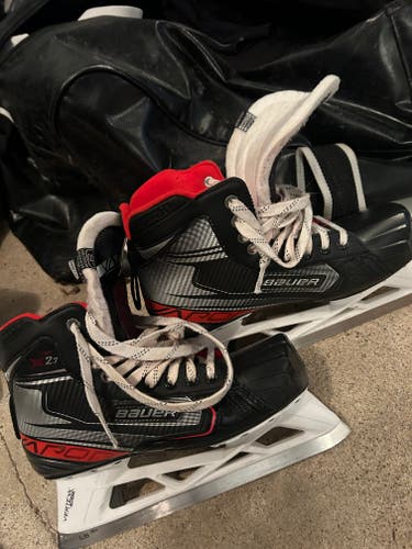 Senior Used Bauer Vapor X2.7 Hockey Goalie Skates Regular Width Size 9D