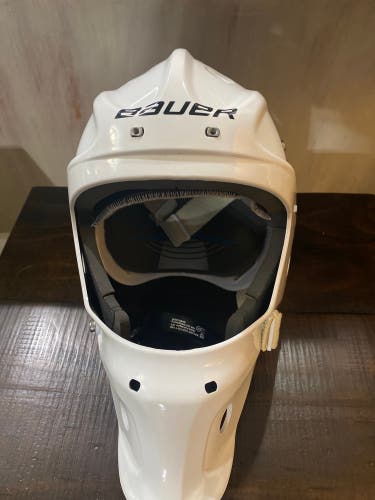 Bauer 930 S-M Goalie Mask