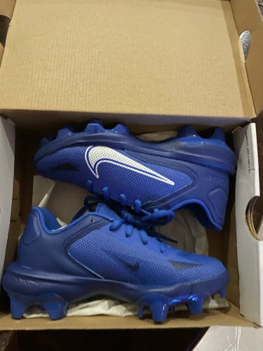 Blue Kid's Molded Cleats Low Top Force Zoom Trout 8 Pro