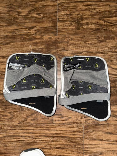 Epoch lacrosse Integra X bicep pad