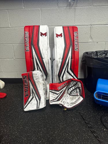 Used 35" Regular Vaughn SLR3 Pro Carbon Goalie Full Set Pro Stock