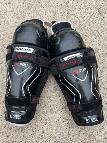 Used Bauer Vapor X800 lite Shin Pads