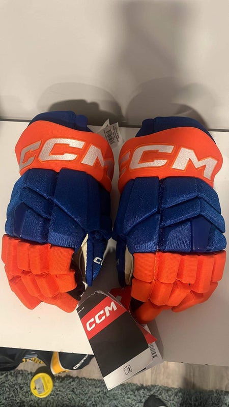(FOR TRADE) Edmonton Oilers Gloves