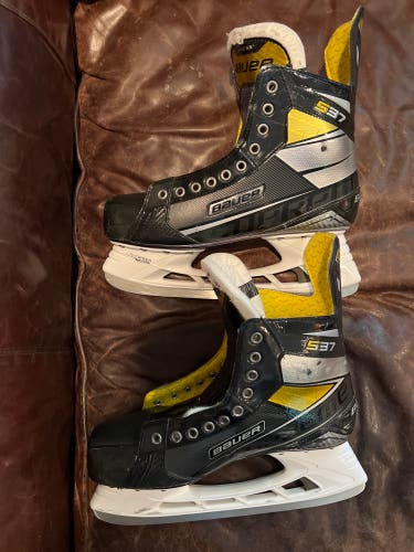 Used Bauer Regular Width  Size 10 Supreme S37 Hockey Skates