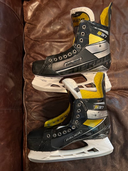 Used Bauer Regular Width Size 10 Supreme S37 Hockey Skates